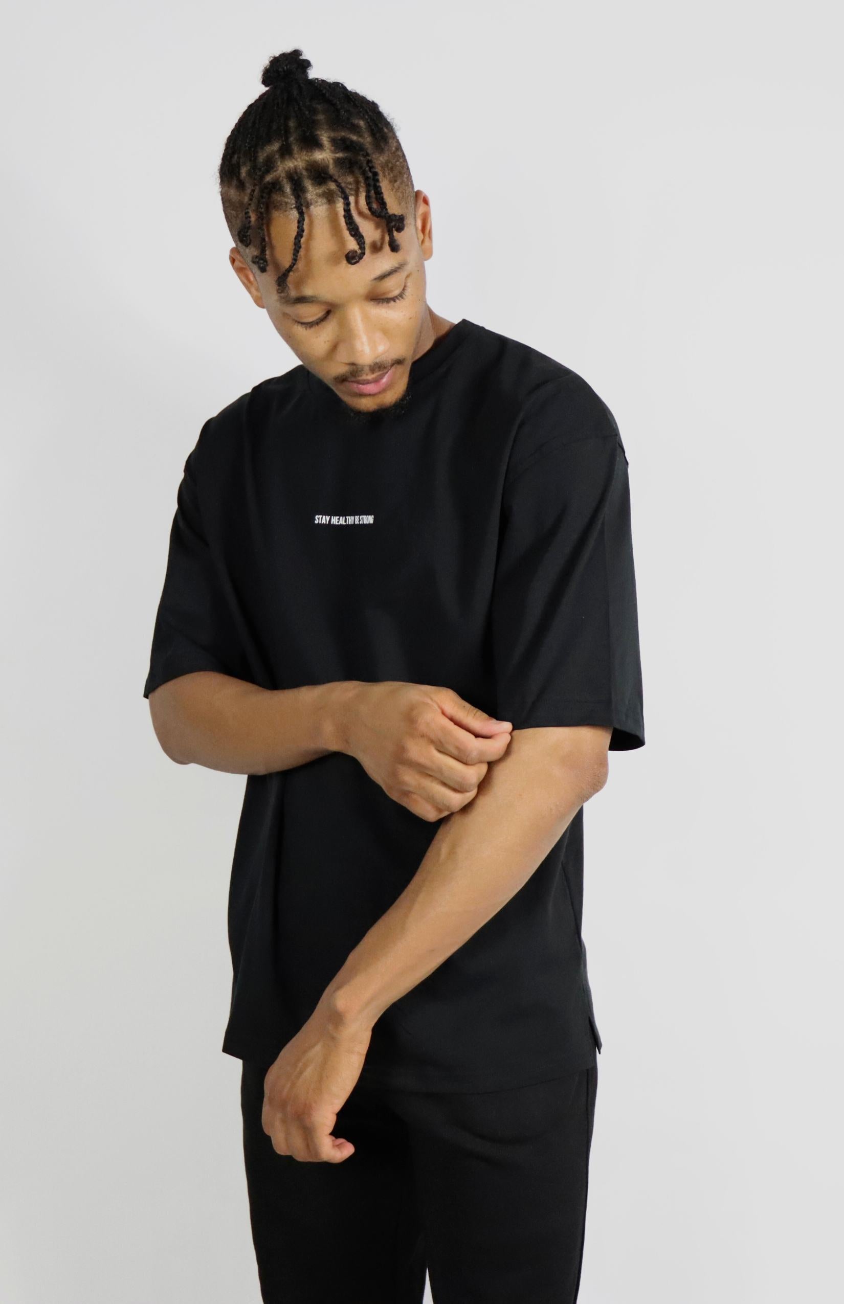 black oversized tee