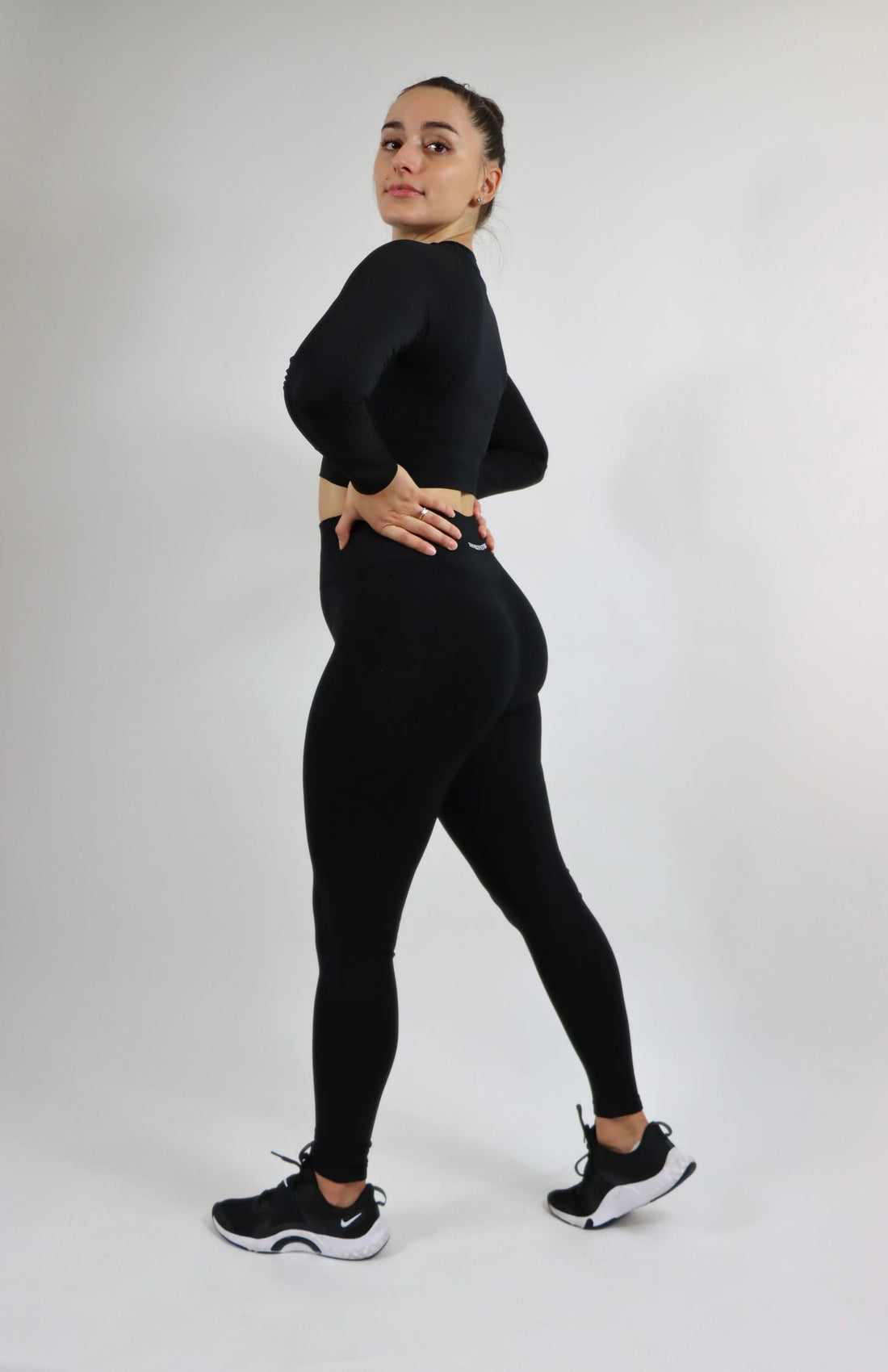Black amplify leggings with black amplify long sleeve crop top 